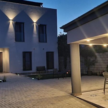 فندق Chg Boutique كوستِنيست المظهر الخارجي الصورة
